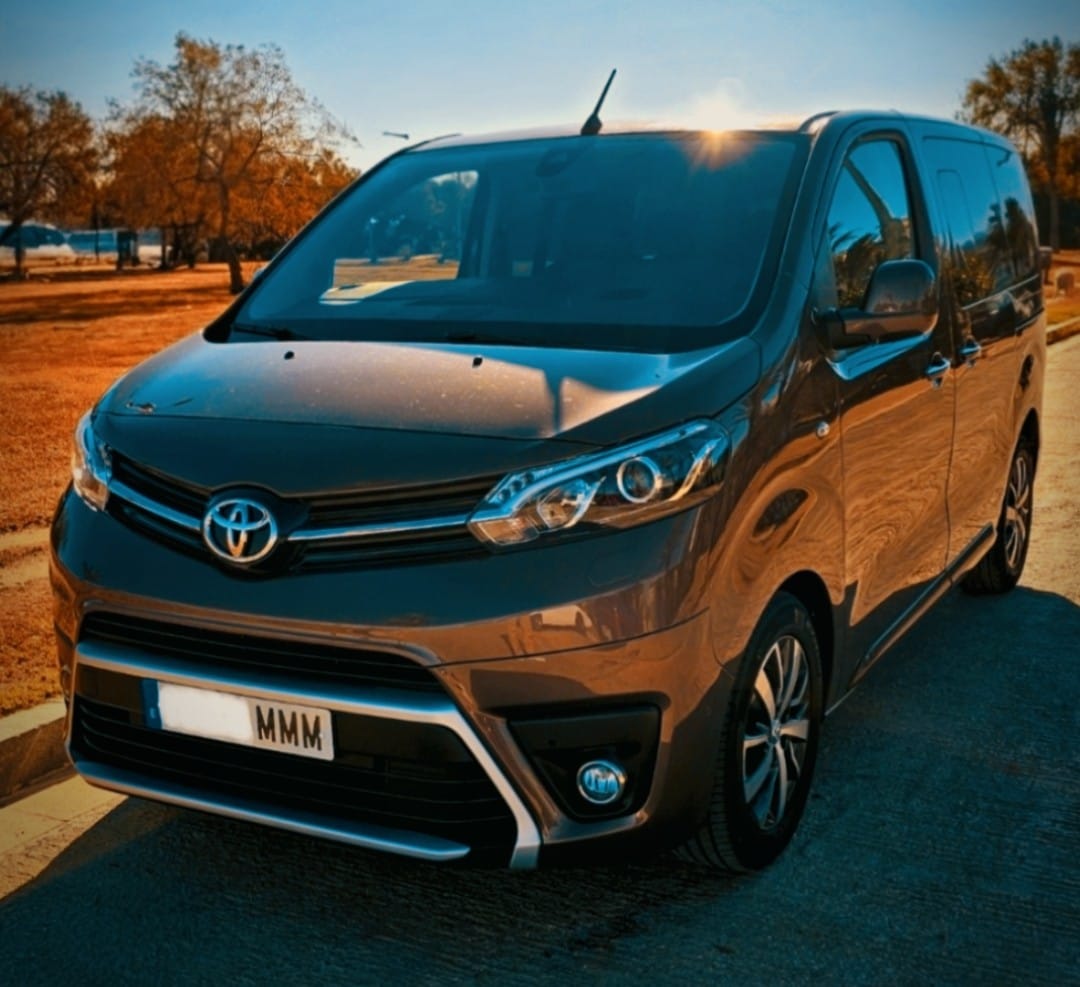 Комфортабельный автомобиль 2